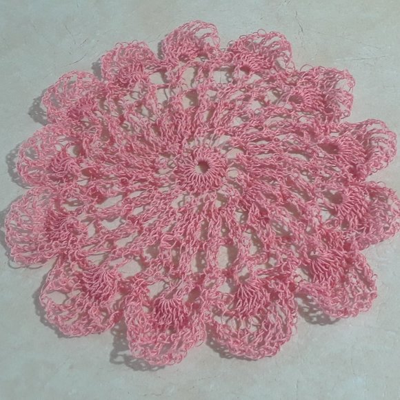 HP - Doily Intricate Handmade Coral Crochet 10" - Picture 6 of 7